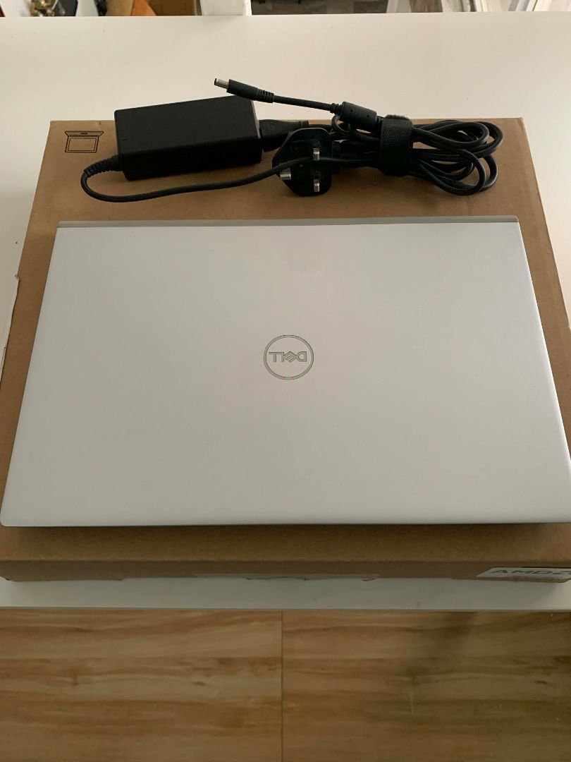 Dell Inspiron 14" 5405 Laptop (Category: Laptops & Notebooks) located in Makati City. Submitted by amplechin (Listing ID 1418422167, Image 2). Description: Selling Dell Inspiron 5405 14" Laptop for Php 9.5k (Fixed Price) - with box and charger (Purchased from the Middle East) - Arabic/English keyboard - 2020 Model - Rarely used (No Warranty) Issue: White/cloud smudges on screen due to being not used for a long time. See pictures for reference. Vi