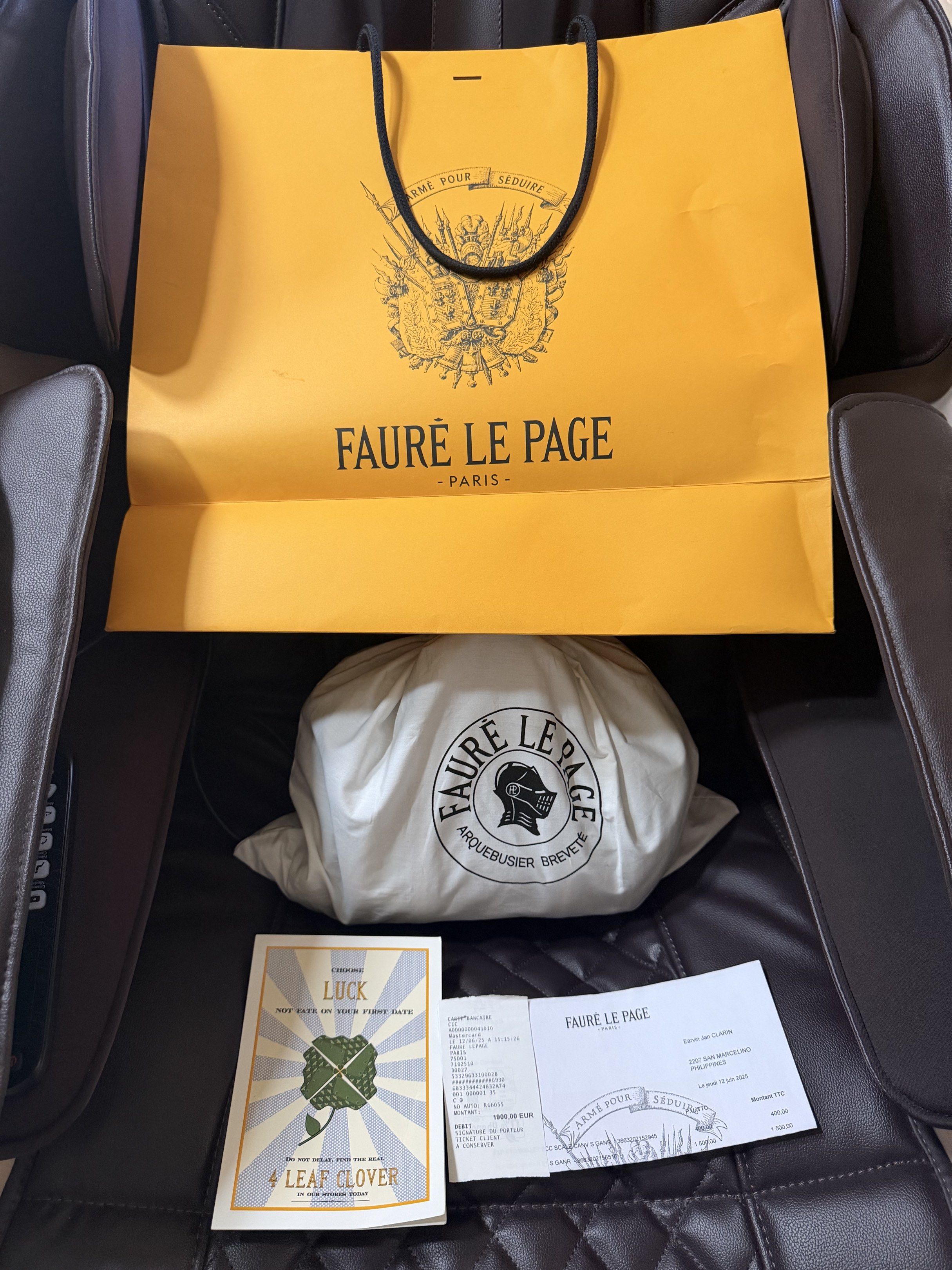 Faure Le Page Dream Bag 21 (Category: Luxury Bags & Wallets) located in Quezon City. Submitted by alfred_ravelaz (Listing ID 1418499469, Image 2). Description: Like New Faure le Page Dream Bag 21 Bought from Faure Le Page Paris flagship store last June 13, 2025 Comes complete with dustbag, paperbag and receipt Films on bottom hardware still intact Meet up at Olongapo City or QC for sure buyers RFS: decluttering some of my bags.
