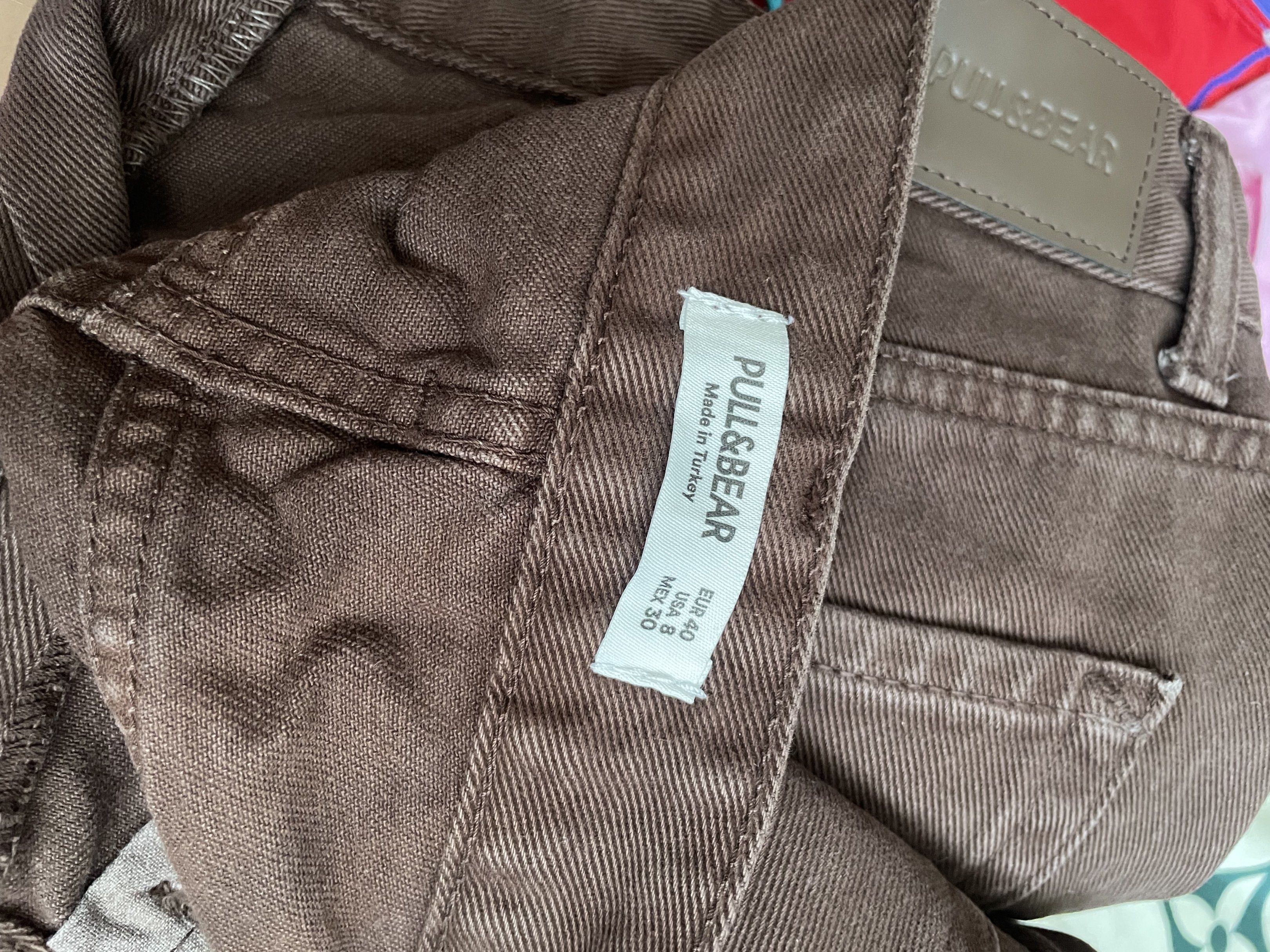 Frayed at the Hem Pull&Bear Wide Leg Jeans (Category: Jeans) located in Rizal. Submitted by declutterwsky (Listing ID 1418445015, Image 2). Description: Size: EUR 40, USA 8, MEX 30 rfs: way too big for me .