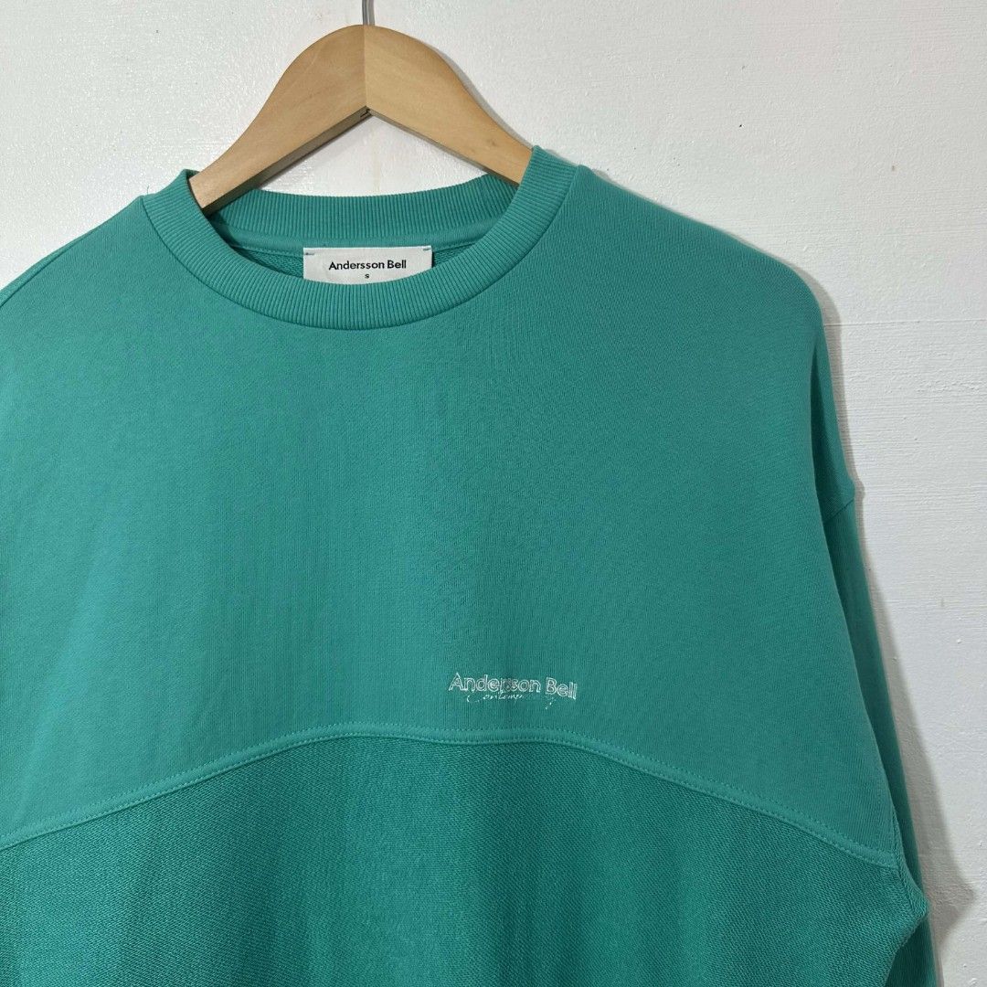 #G262 Andersson Bell Inside Out Contrast Panel Sweatshirts (Tiffany) (Category: Activewear) located in Tagum. Submitted by eightrags (Listing ID 1418572956, Image 2). Description: #G262 Andersson Bell Inside Out Contrast Panel Sweatshirts (Tiffany) Small best fit Medium 22 W 27 L Excellent condition.