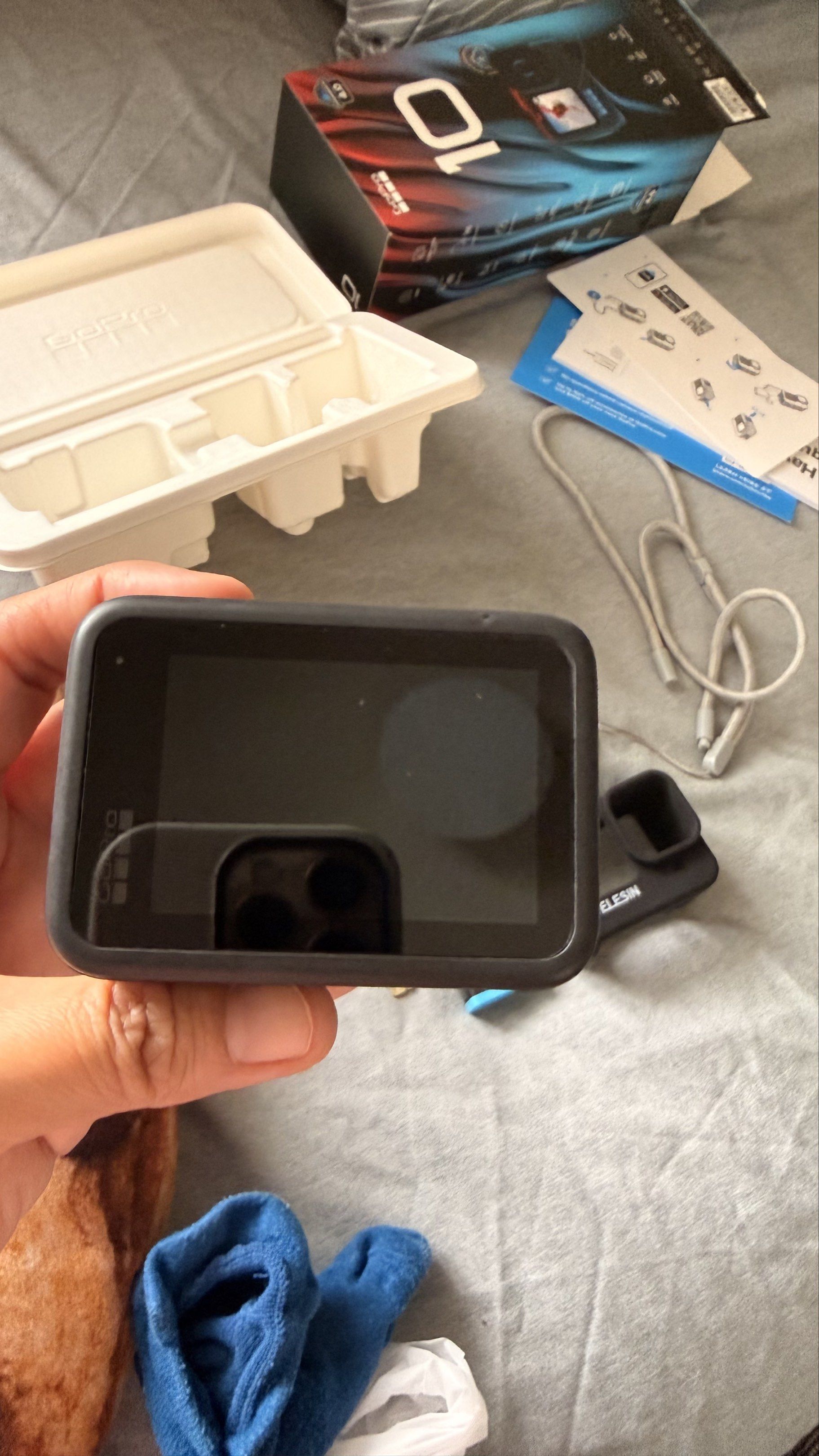 GOPRO HERO10 (Category: Cameras) located in Makati City. Submitted by kristinefronda (Listing ID 1418436438, Image 3). Description: GOPRO HERO10 with accessories seen in the picture. Barely used and in very good condition..