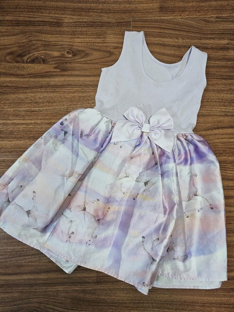 H&M Bow-Detail Dress (Category: Babies & Kids Fashion) located in Cebu City. Submitted by bambam10 (Listing ID 1418478157, Image 3). Description: Size: 8-10 years old.