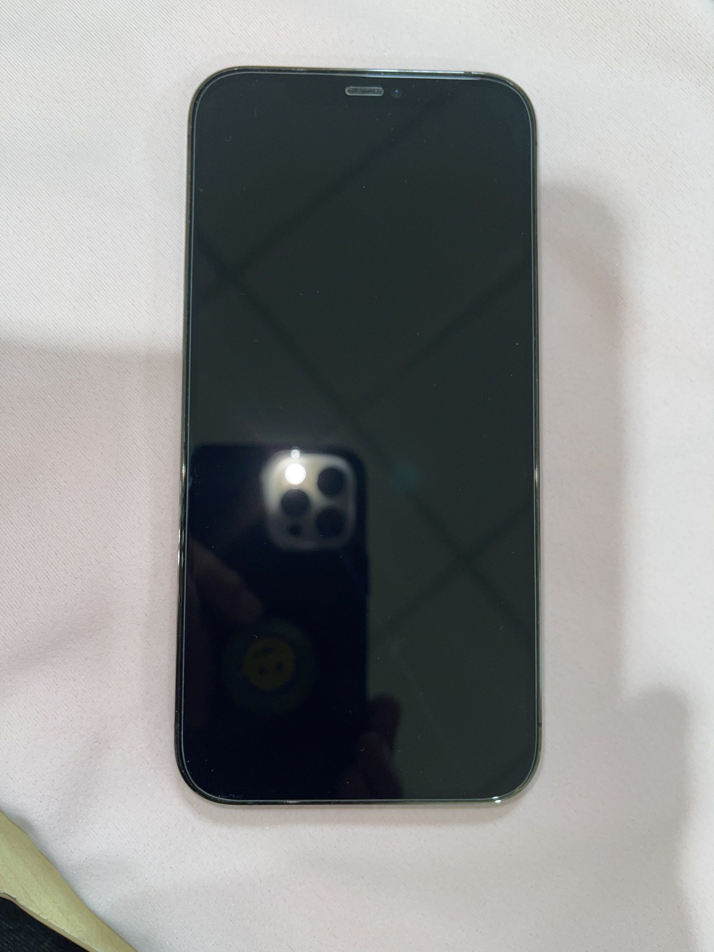 Iphone 12 Pro Max 128GB (Category: iPhone 12 Series) located in Quezon City. Submitted by aldchives (Listing ID 1418451536, Image 1). Description: - iPhone 12 Pro Max - 128GB Storage - Space Gray Color - No hidden Issues - No visible dents - 75% battery health.