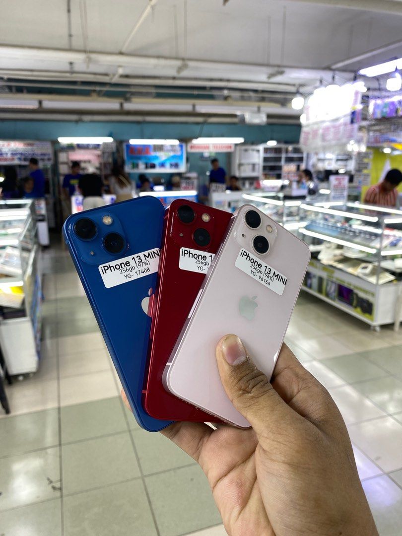 iPhone 13 mini 256GB Slightly use No issues (Category: iPhone 13 Series) located in Manila. Submitted by benshop. (Listing ID 1418470577, Image 3). Description: FOR SALE | TRADE/SWAP BenShop Price : 18,500 php ▫️On hand: iPhone 13 mini ▫️256Gb ▫️Openline/Factory unlocked ▫️All color available ▫️90+% Batt health ▫️All Variant Available ▫️All Features Working INCLUSIONS & FREEBIES: *CHARGER SET *CLEAR CASE *TEMPERED GLASS MODE OF TRANSACTION: ▫️ ST
