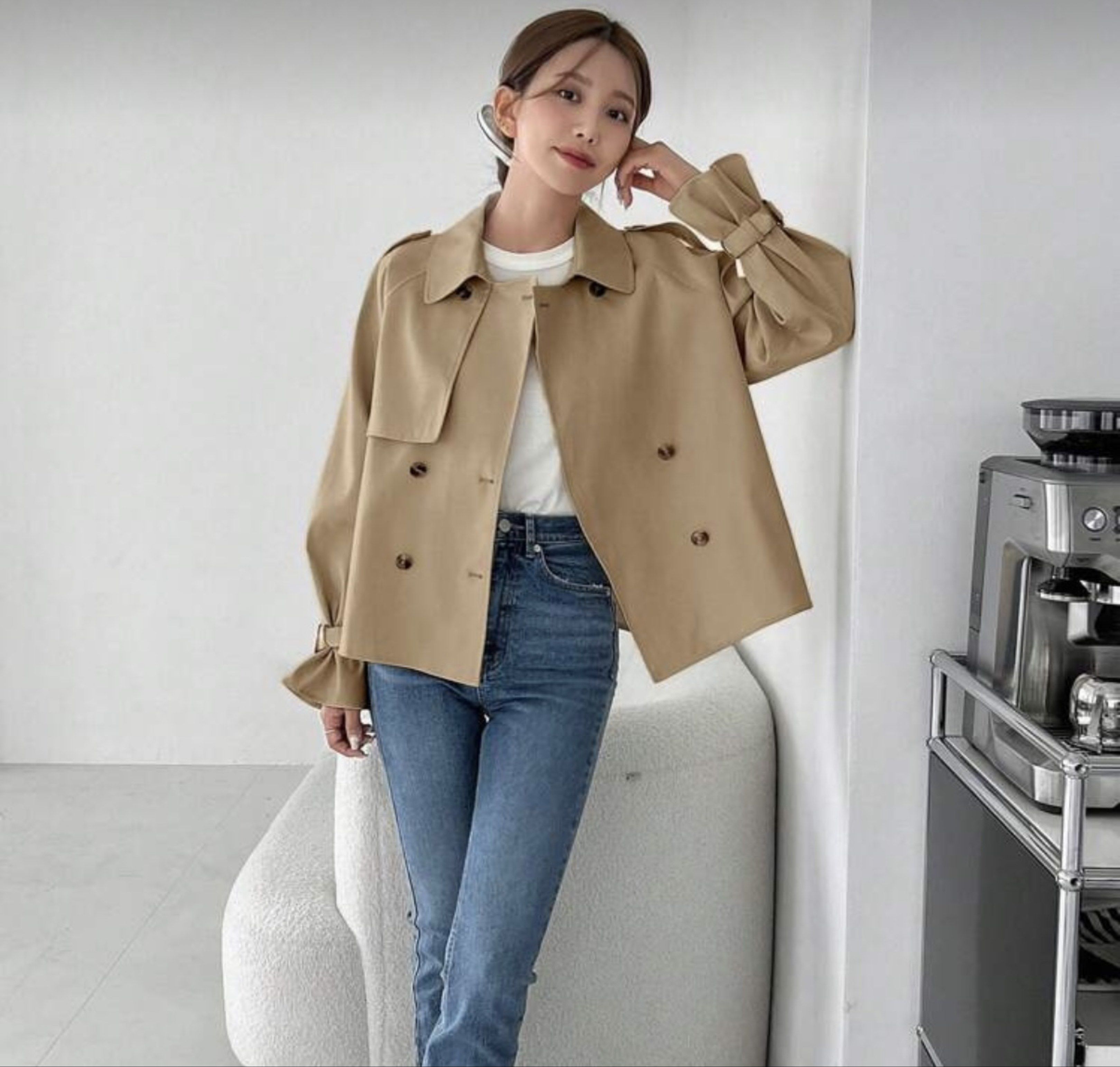 Jacket (Category: Coats, Jackets and Outerwear) located in Kuala Lumpur. Submitted by nadiaahmd6 (Listing ID 1418406088, Image 2). Description: Suitable for spring not winter season as it is light weight Purchased at RM78 Reduce half. No nego Price exclude postage.