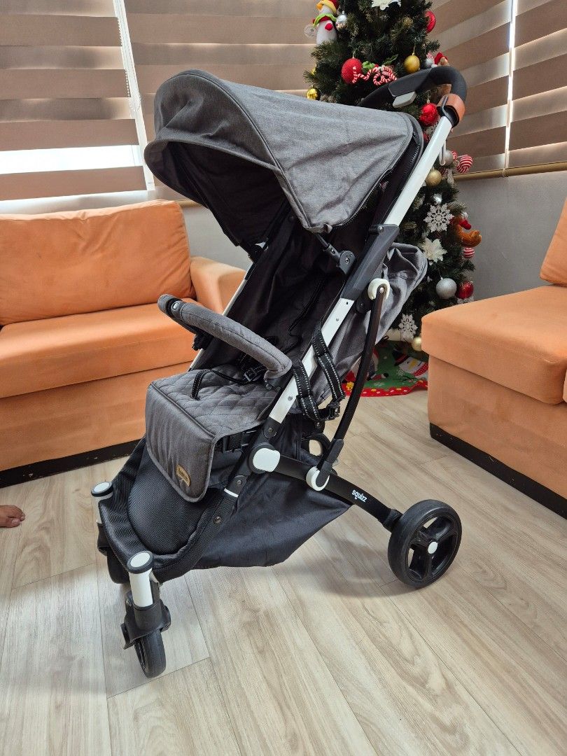 Looping Squizz Stroller (Category: Strollers) located in Manila. Submitted by sharmaynesy (Listing ID 1418497213, Image 3). Description: Looping Squizz Stroller - in very good condition - includes 2 sets of wheels (small and big) .