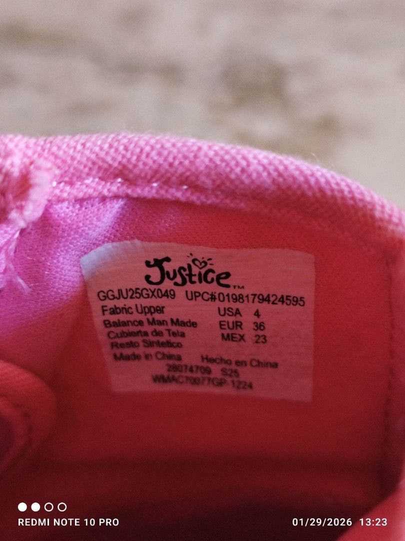 Justice Pink High-Top Sneakers - Size 4 (Category: Sneakers) located in Mangaldan. Submitted by michelle_2004 (Listing ID 1418455246, Image 3). Description: - Justice high-top sneakers - Bright pink color - Side zipper for easy wear - White laces - White sole - Justice logo on the side - Size: US 4, EUR 36, MEX 23 - New with original tag.