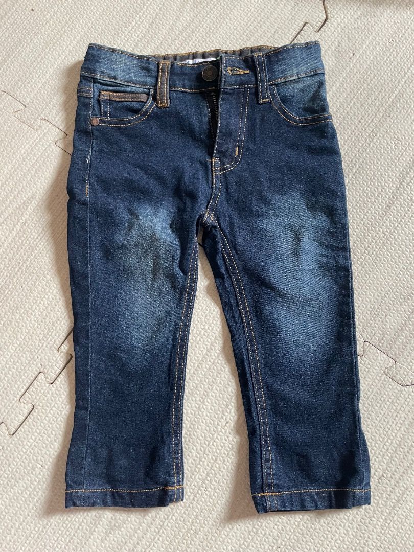 Justkids 18M Denim Jeans (Category: Babies & Kids Fashion) located in Casiguran. Submitted by roseromano (Listing ID 1418436339, Image 1). Description: - Justkids denim jeans - Size: 18 months - Classic five-pocket design - Button and zipper closure - Dark blue wash - Visible stitching details - Well-maintained condition.