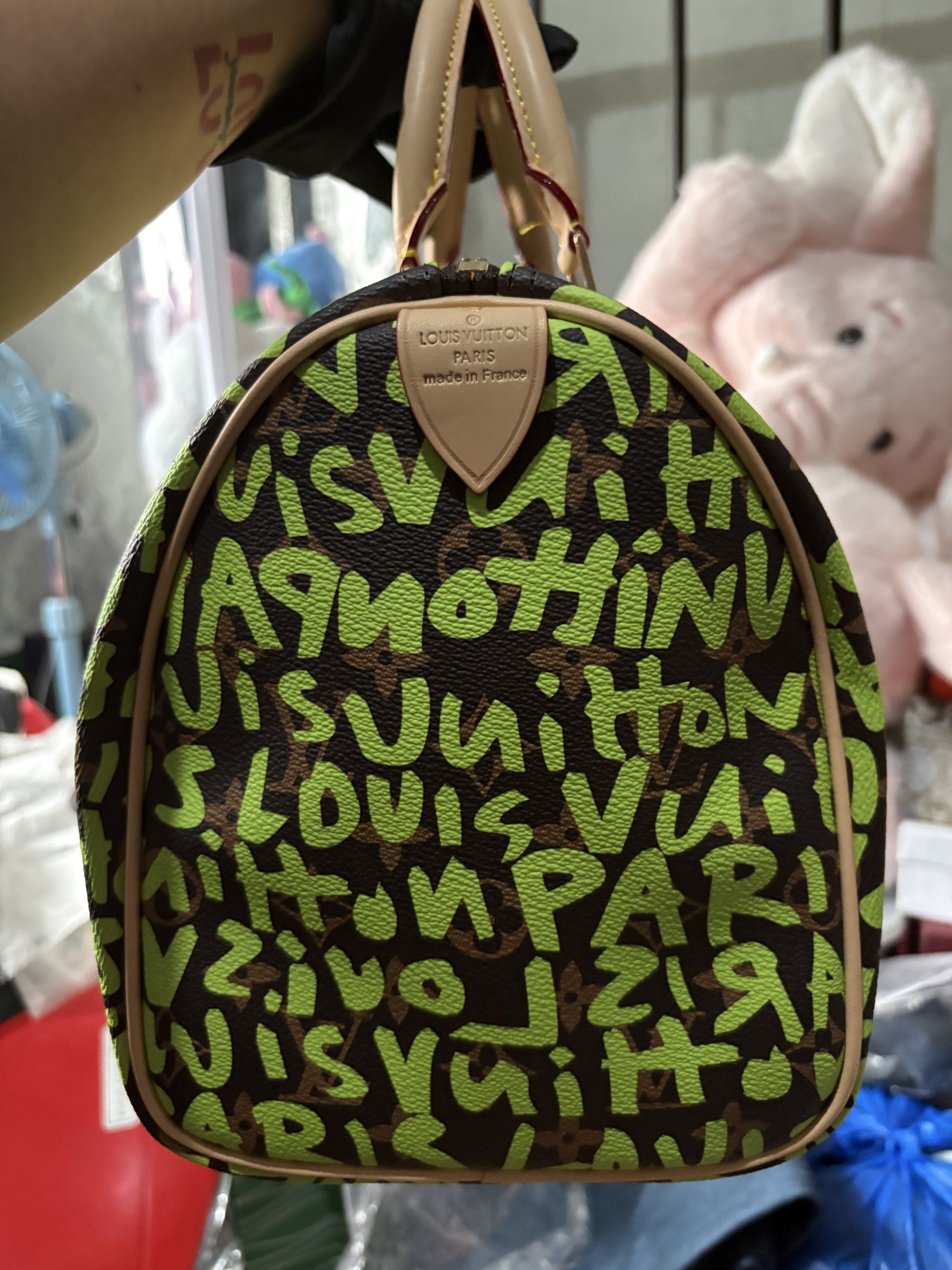Louis Vuitton Graffiti Speedy 30 (Category: Luxury Bags & Wallets) located in Manila. Submitted by louievicocollections (Listing ID 1418487942, Image 3). Description: .