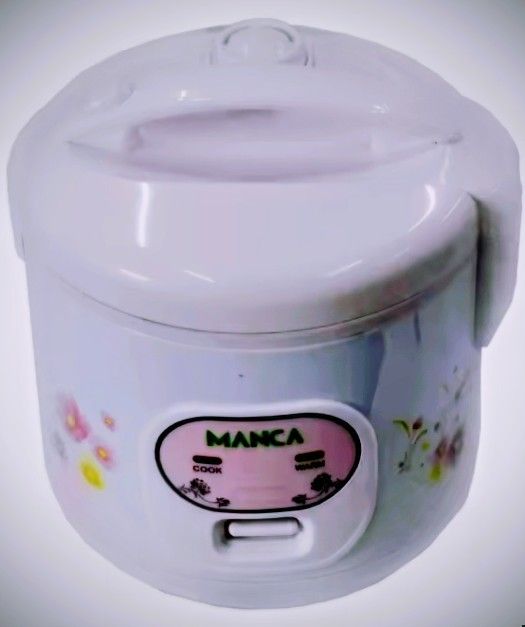 Manca Automatic Rice Cooker 1.0L (Category: Cookers) located in Valenzuela. Submitted by Organizing_my_Chaos (Listing ID 1418563713, Image 2). Description: - Manca Automatic Rice Cooker - 1.0-liter capacity - Elegant white body with floral accents - Features cook and warm functions - Model: 33B-1.0L - Comes with original box - Brand New DELIVERY METHOD: 👉GRAB/LALAMOVE - BUYER ANG MAGBOOK 👉J&T - PWEDE AKO ANG MAG BOOK (PAYMENT 1ST) SHIPPING FEE 