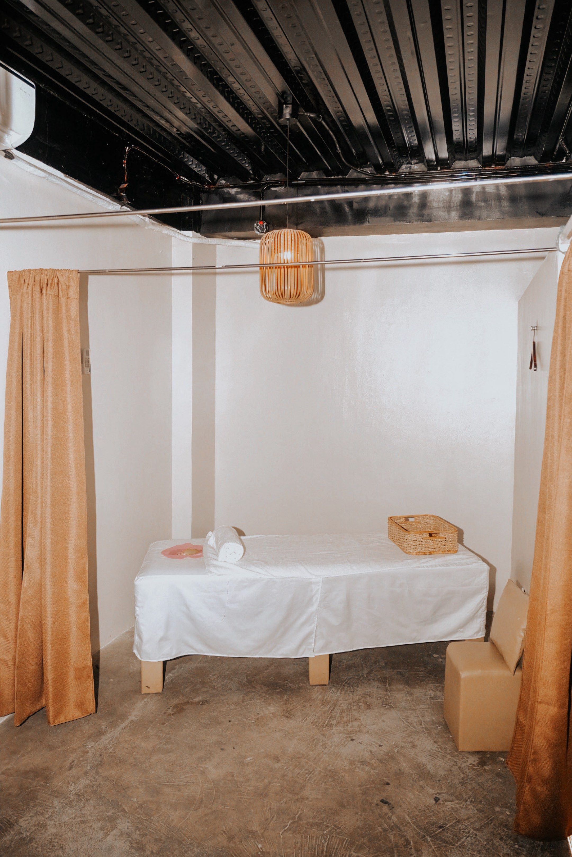 Massage Bed (Category: Bed Frames & Mattresses) located in Manila. Submitted by troddetrading (Listing ID 1418524655, Image 2). Description: 6pcs available Good condition - Massage bed - Features a cream-colored surface. - Includes a face cradle. - Supported by sturdy wooden legs. - Ideal for spa or massage therapy. - Ready for immediate use..