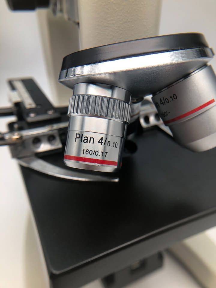 MICROSCOPE ( UPGRADED) (Category: Medical Supplies & Tools) located in Las Pinas. Submitted by nekomiko1989 (Listing ID 1418588263, Image 2). Description: PAKI BASA PO! see picture po more info at detalye Professional Microscope ✅ Fine focus ✅ Adjustable stage clip ✅ Adjustable LED Illuminator ✅ Phone Holder ✅ 2 pcs PLAN OBJECTIVES (4x) ✅ 1 pc normal objective (10x) ✅ Lots of filter colored and b&w ✅ Prepared slides ✅ Glass slides ✅ Objetive oil 
