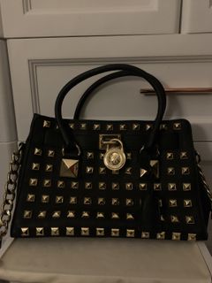 (Category: ) located in . Submitted by zulouse (Listing ID 1418563829, Image 1). Description: .