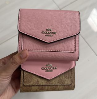 WALLET COLLECTION Collection item 2