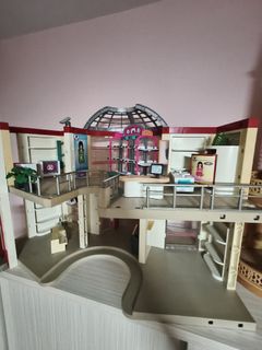 (Category: ) located in . Submitted by riotoroutletsale (Listing ID 1418423300, Image 1). Description: .