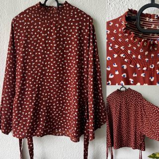 (Category: ) located in . Submitted by lovingthepreloved (Listing ID 1418438341, Image 1). Description: .