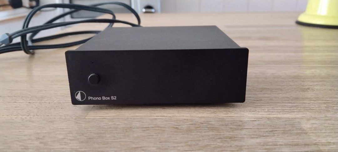 Pro-Ject Phono Box B2
