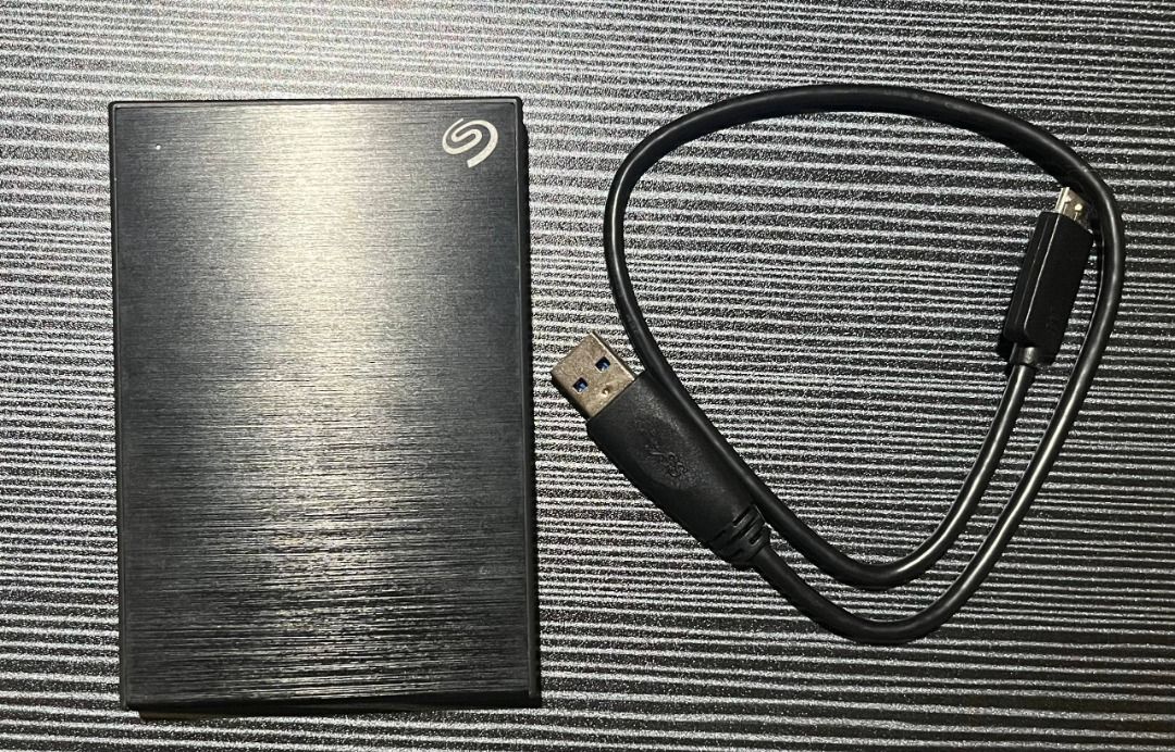 Seagate 2TB Slim External Hard Drive Portable (Category: Hard Disks & Thumbdrives) located in Pasig City. Submitted by rina707 (Listing ID 1418438673, Image 1). Description: BRAND NEW! Seagate External Hard Drive 2TB Storage Device All Products Black ONE TOUCH PC Peripherals & Accessories SEAGATE Slim NO BOX 👉RFS: Decluttering. 👉BOUGHT FOR: ₱6,998 👉SELLING FOR: ₱5,000 👉LOC: Pateros 👉Bank Transfer or GCash only!.