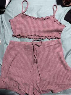 (Category: ) located in . Submitted by thewardroberevival (Listing ID 1418478609, Image 1). Description: .