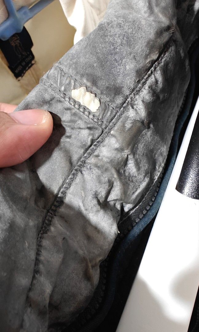 STONE ISLAND LIQUID REFLECTIVE JACKET (IN STOCK), Men's Fashion