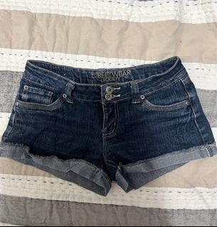 (Category: ) located in . Submitted by vdelide (Listing ID 1418417673, Image 1). Description: .