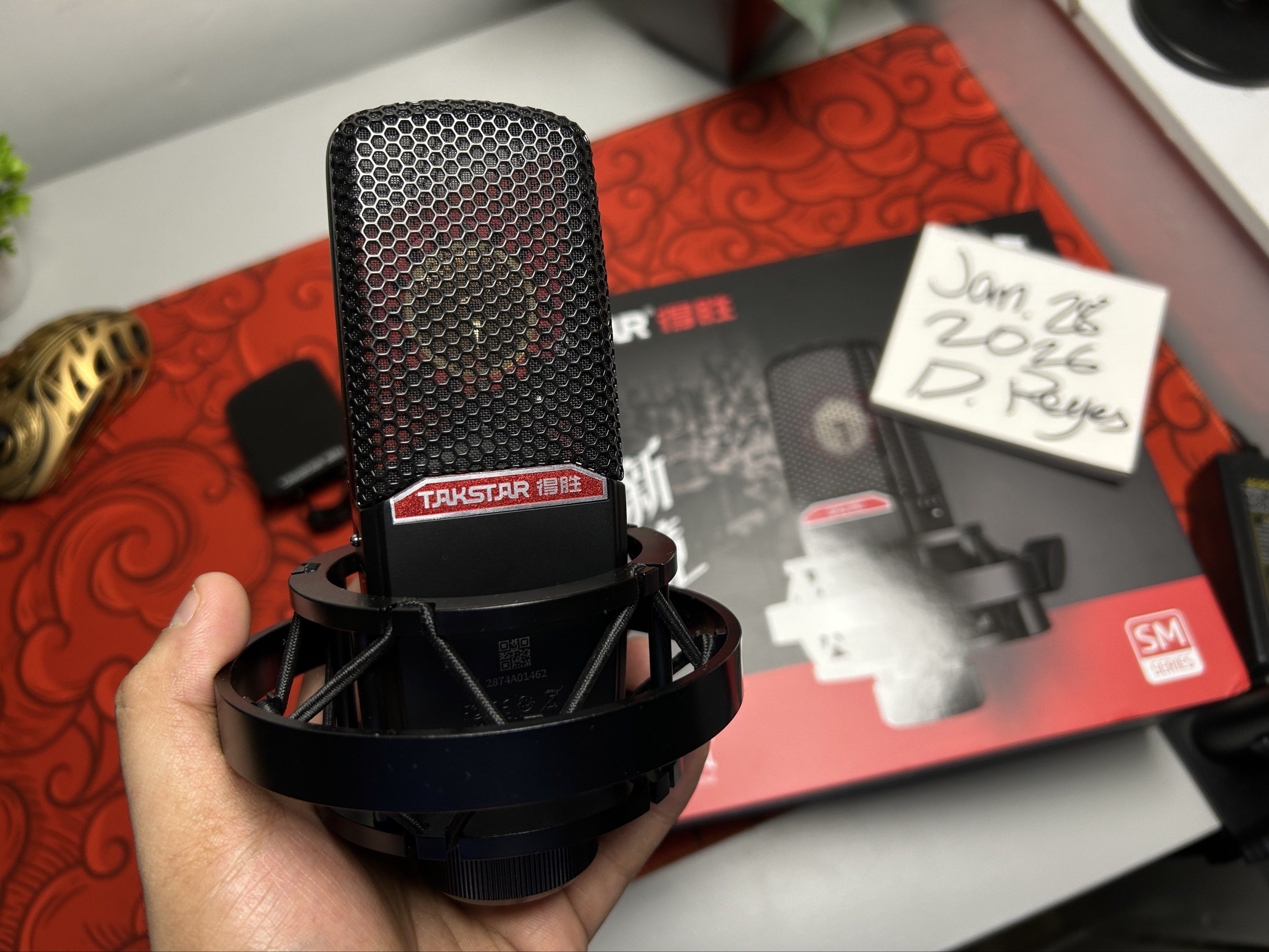 Takstar SM18 Pro XLR Condenser Microphone (Category: Microphones) located in Cavite. Submitted by biboyharanero (Listing ID 1418507536, Image 3). Description: Takstar SM18 Pro XLR Condenser Microphone Retails for nearly 10k (product + Shipping to PH) Features: -Cardioid, Omidirectional, bidirectional polar patterns -Low cut switch -10dB Pad Negotiable No LP in mind so please pm your maximum offer if below posted price (I hate haggling) RFS: Declu