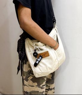 (Kategori: ) berada di . Dikirim oleh makeitwellthrift (ID iklan 1418459957, Gambar 1). Deskripsi: .
