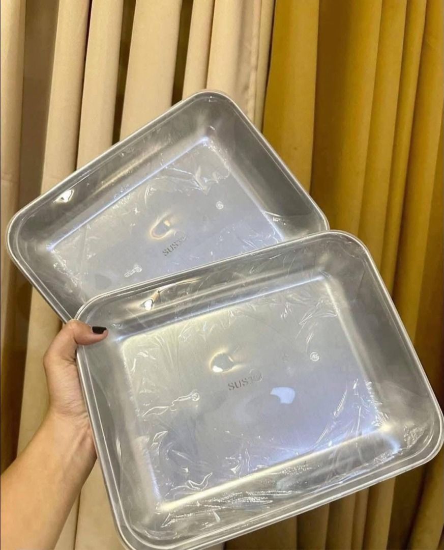 TUPPERWARE W/ COVER Bulk only (Category: Cookware & Accessories) located in Quezon City. Submitted by mjmassortedfinds (Listing ID 1418461657, Image 1). Description: TUPPERWARE W/ COVER ₱40 min 10pcs ₱36 min 1 box (150pcs) Limited lng to. Mine +pcs.
