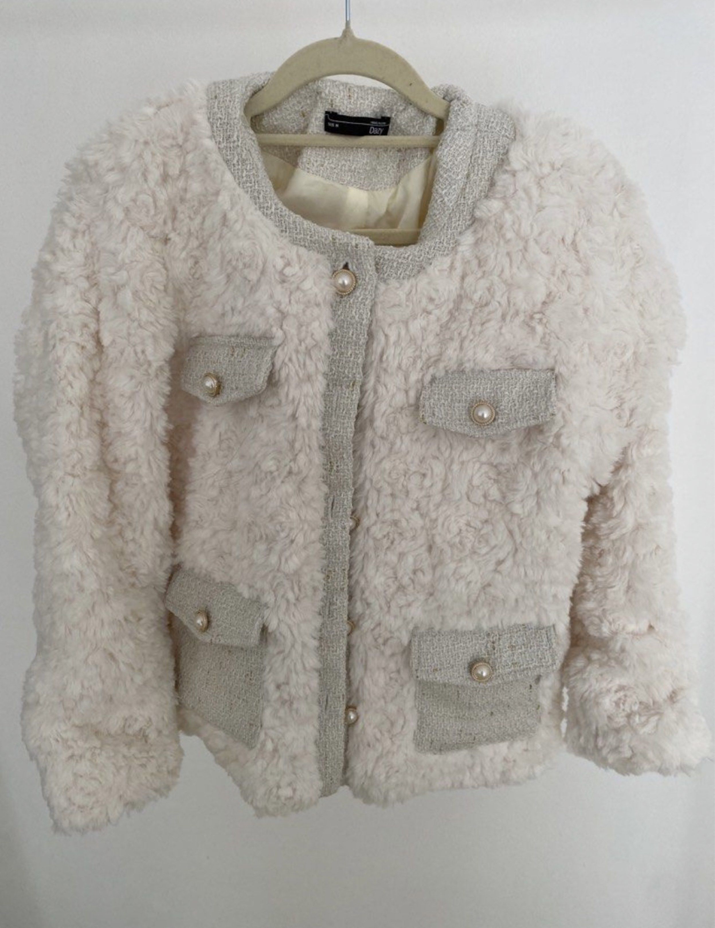TWEED TEDDY JACKET (Category: Coats, Jackets and Outerwear) located in Bulacan. Submitted by declutteringm0m (Listing ID 1418548644, Image 1). Description: USED ONCE SA DISNEYLAND I HAVE WHEN WORN PM LANG PO .