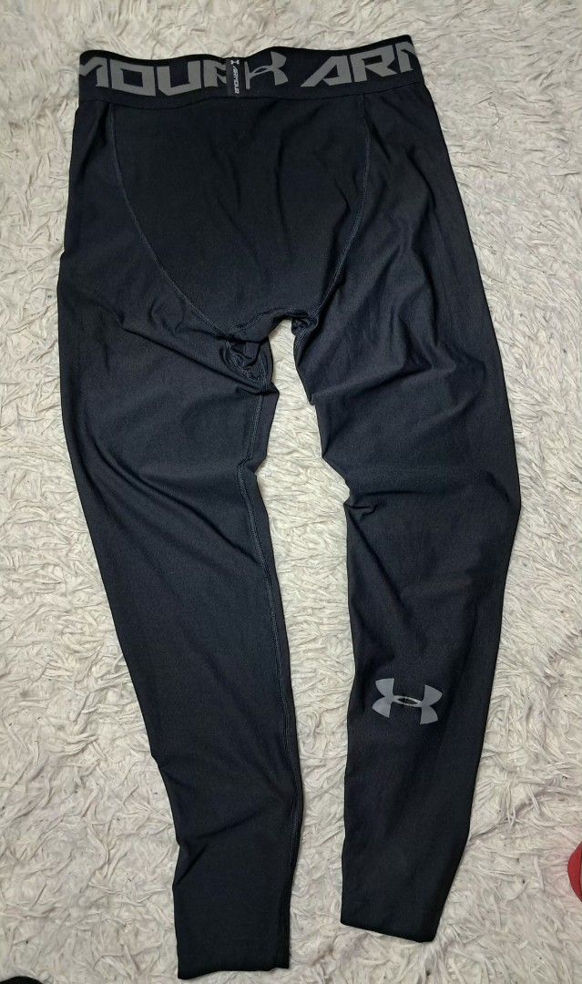 Under Armour Compression Pants (Category: Activewear) located in Baguio. Submitted by mishmashfritz (Listing ID 1418417396, Image 2). Description: - Under Armour compression pants, medium to xl - Color: Black - Size: XL - Measurements: 26-32 x 35 inches - Features Under Armour logo back .