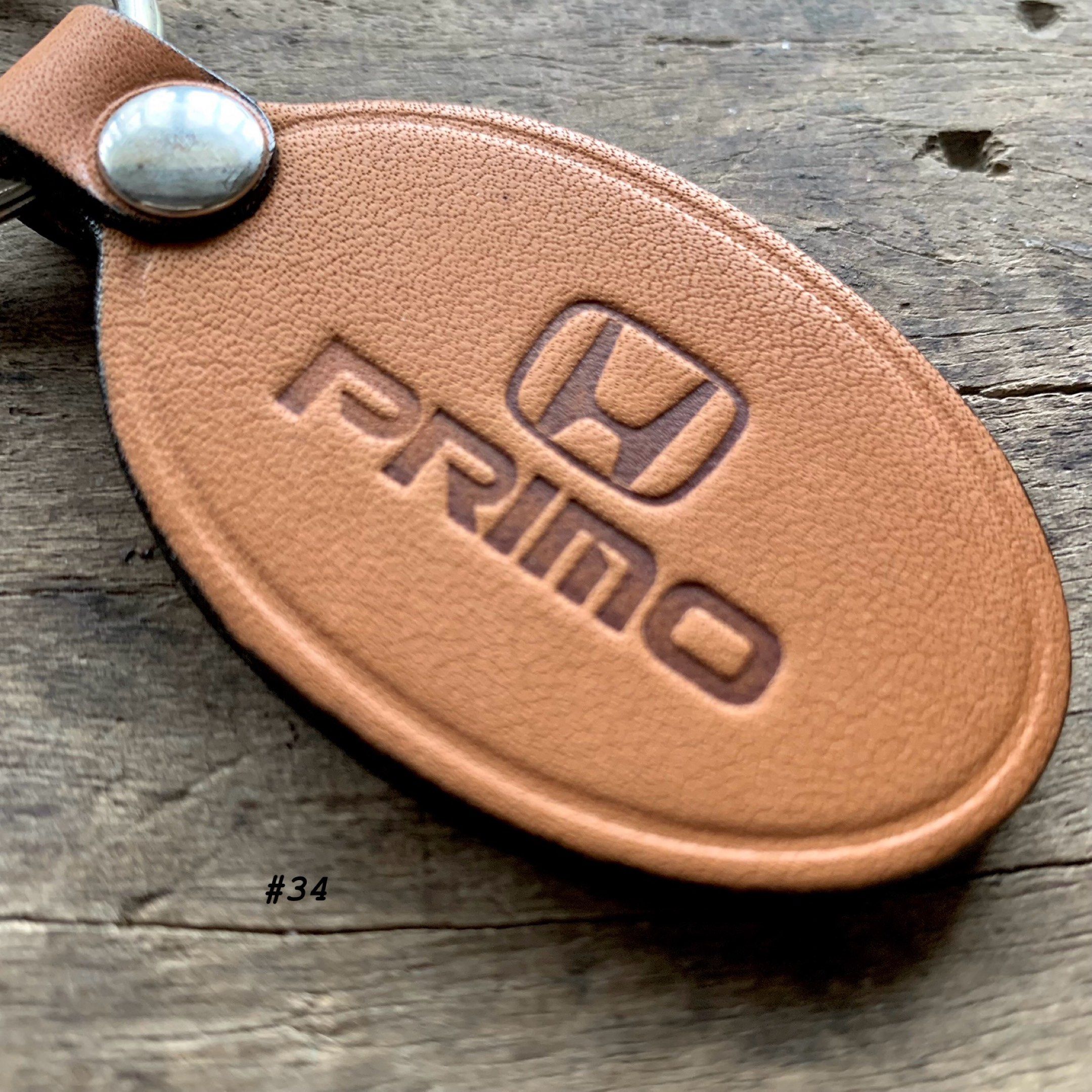 Vintage Honda Primo Leather Keychain (Category: Everything Else Others) located in Sorsogon. Submitted by kartonhouse (Listing ID 1418514076, Image 2). Description: 𝐊𝐢𝐧𝐝𝐥𝐲 𝐫𝐞𝐚𝐝 𝐩𝐥𝐞𝐚𝐬𝐞. Still available: 𝐘𝐄𝐒 Hm: 75 pesos each [4 available] Location: Sorsogon, South Luzon Description: Honda Primo, JDM accessory, vintage keychain, leather fob, Honda dealership memorabilia. Condition: Very good. Leather: Clean, firm, and free of sta