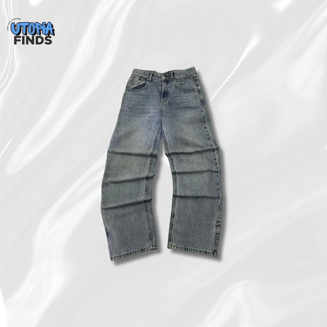 y2k Light Blue Denim Baggy Pants (Category: Jeans) located in Dasmarinas. Submitted by utopiafinds.ph (Listing ID 1418575491, Image 1). Description: W: 28 L: 40 H: 9 Size on tag: - No Issue Color: Light Blue Wash: Stone Wash Material: Denim - Hem strap Loc: Dasmariñas Cavite .