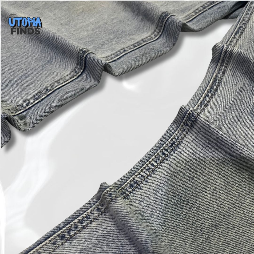 y2k Light Blue Denim Baggy Pants (Category: Jeans) located in Dasmarinas. Submitted by utopiafinds.ph (Listing ID 1418575491, Image 3). Description: W: 28 L: 40 H: 9 Size on tag: - No Issue Color: Light Blue Wash: Stone Wash Material: Denim - Hem strap Loc: Dasmariñas Cavite .