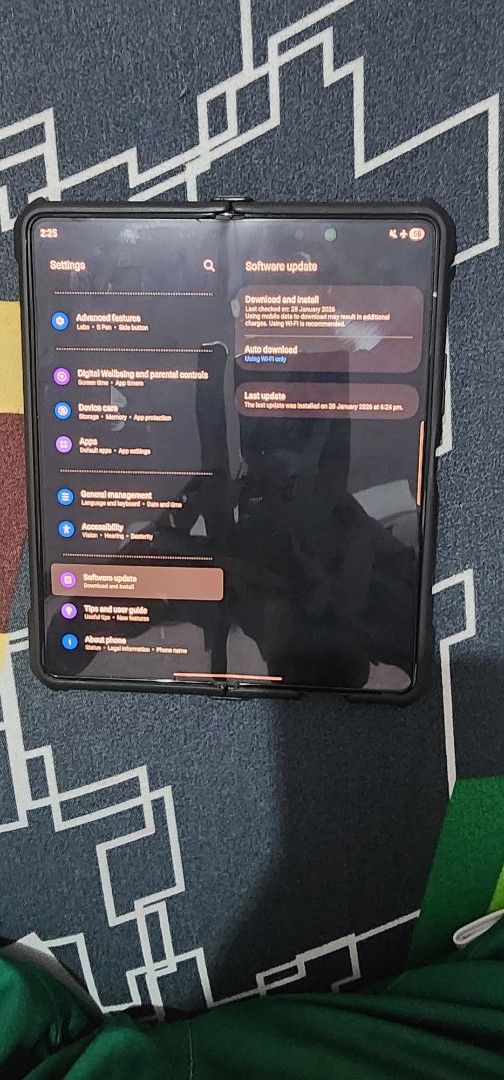 Z Fold 4 512GB (Category: Samsung) located in Manila. Submitted by gatchalianyanyan (Listing ID 1418463134, Image 3). Description: for sale z fold 4 512gb unit only spare unit in good condition NTC approved.
