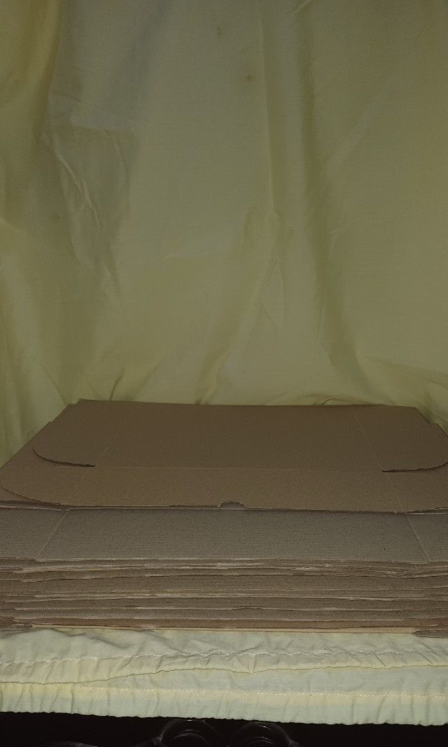 [ RUSH ] Take All - Corrugated Boxes (Category: Storage Boxes & Baskets) located in Paranaque City. Submitted by izzysellsph (Listing ID 1413349941, Image 2). Description: 9 Medium Boxes 1 Large Box rfs: decluttering; need funds mop: gcash/bank mod: lalamove.