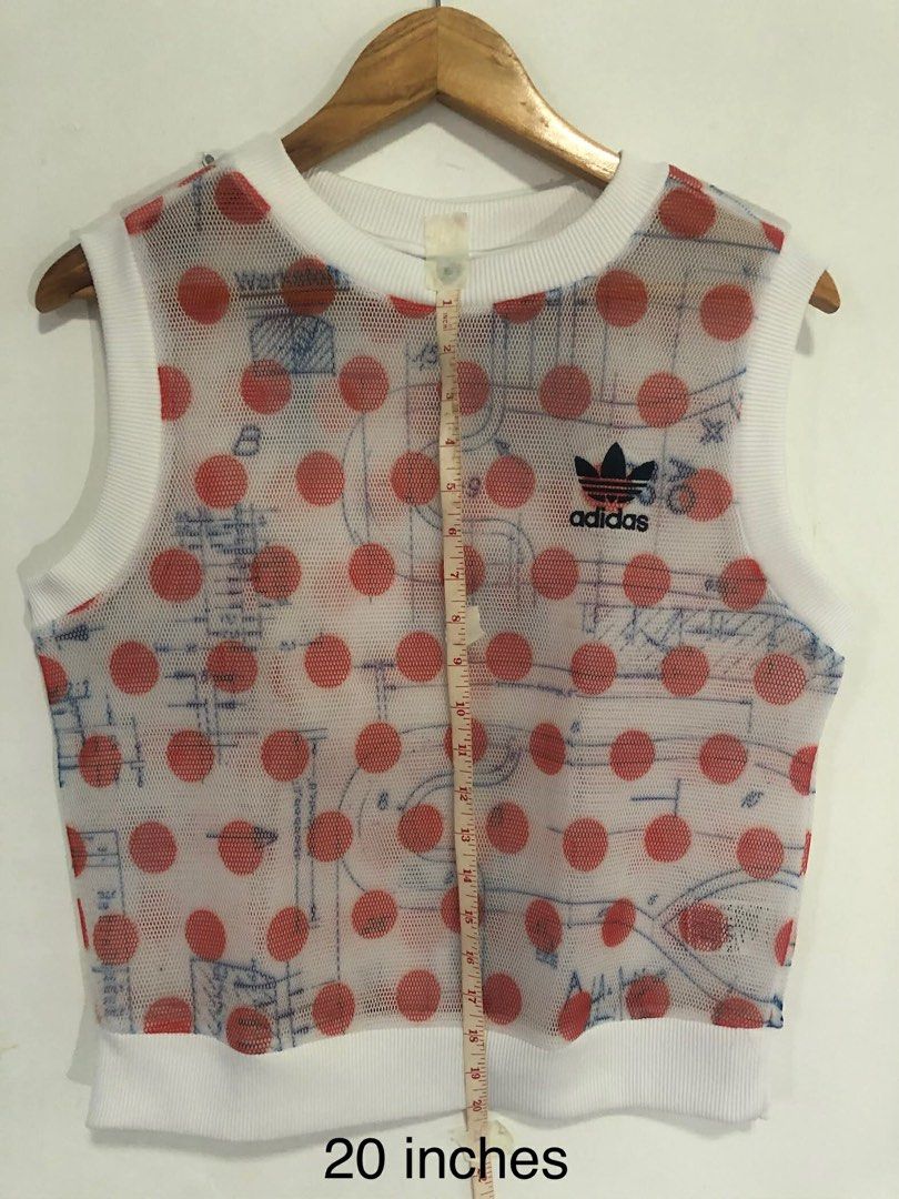Adidas Mesh Crop Top (Category: Others Tops) located in San Pedro. Submitted by offspaces__ (Listing ID 1413315059, Image 3). Description: Mesh adidas top.
