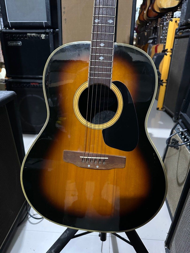 APPLAUSE OVATION MODEL AE-32 ACOUSTIC GUITAR (Category: Musical Instruments) located in Binan City. Submitted by asherkv13 (Listing ID 1413383470, Image 2). Description: japan surplus .