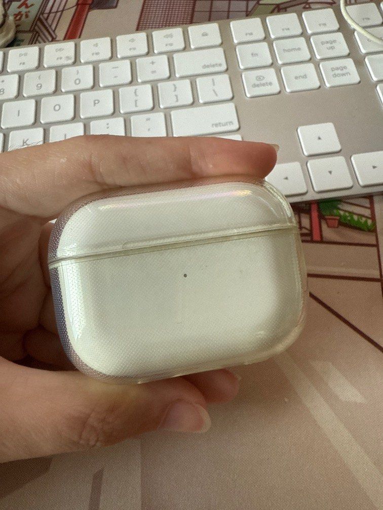 Apple 1st Gen Airpods Pro with Box (Category: Earphones) located in Cabanatuan. Submitted by makeup_goodies (Listing ID 1413323944, Image 1). Description: AUTHENTIC. PURCHASED FROM AMAZON US. Complete with Box. Same Serialnumber on Box and Airpods Pro. No scratches, no damages. Never dropped. SRP: 15,000 👉🏻Now: ₱9,000 nalang. RFS: Prefer my Sony OverEar Headphones..