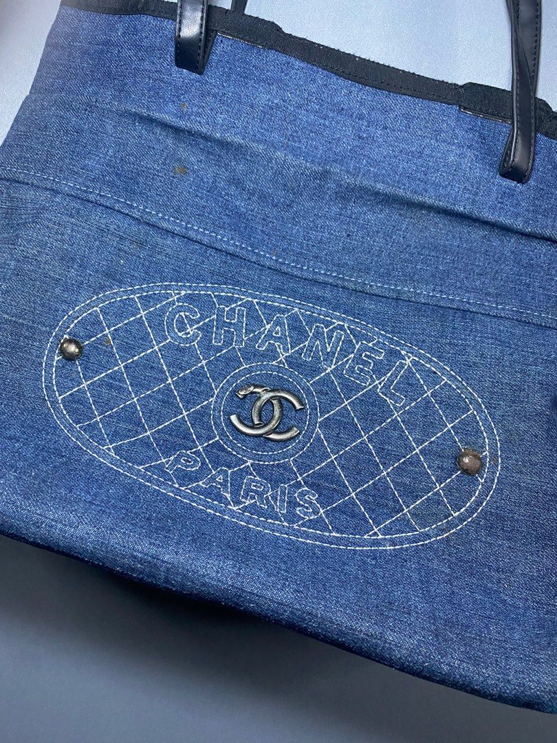Authentic Chanel VIP Bag (Category: Luxury Bags & Wallets) located in Baguio. Submitted by marsuki_s (Listing ID 1413365381, Image 3). Description: All pics are already provided! Authentic piece! 15x13 Denim material on the body. No issues, needs washing ONLY! Goods for OOTD and for late-Christmas Gift 😅. .