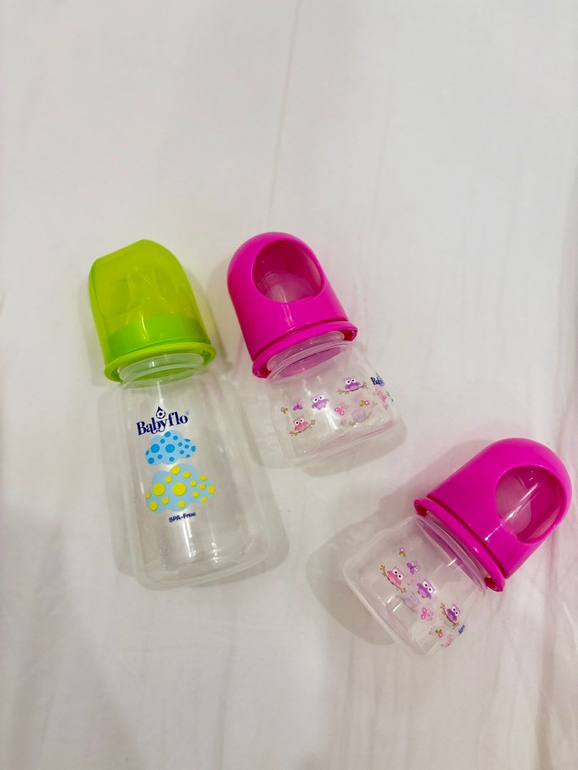 Babyflo Baby Bottles (Category: Breastfeeding & Bottle Feeding) located in Caloocan City. Submitted by lemonchicph (Listing ID 1413292391, Image 1). Description: - Set of three Babyflo baby bottles - Features owl design - Includes one bottle with a green cap and two with pink caps - BPA-free - 2oz & 5oz.