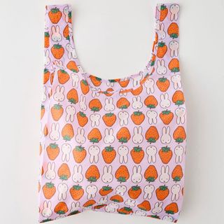 (Category: ) located in . Submitted by nomoneyforclothes (Listing ID 1413247501, Image 1). Description: .