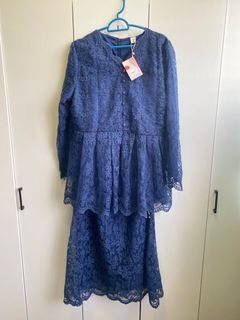 (Category: ) located in . Submitted by preloved_newshop (Listing ID 1413341294, Image 1). Description: .