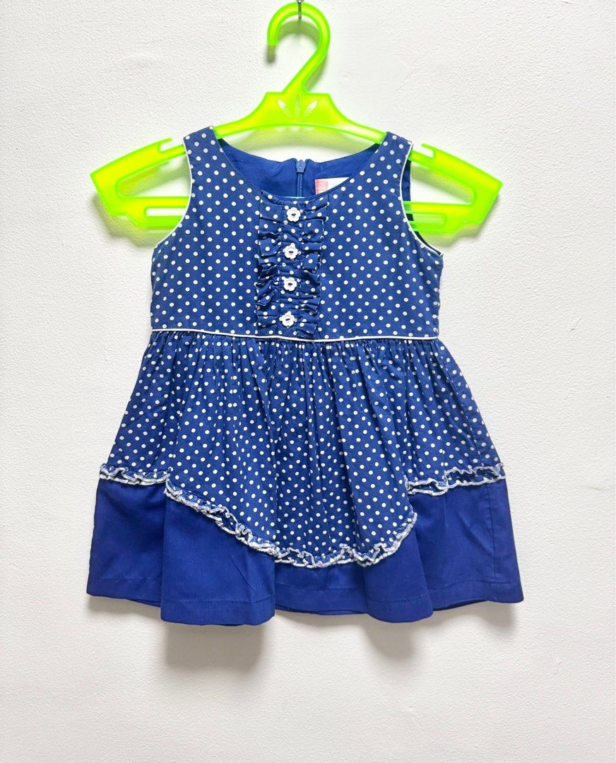 Big & Small Blue Polka Dot Dress (Category: Babies & Kids Fashion) located in Taguig. Submitted by bargainbooster (Listing ID 1413406605, Image 2). Description: Armpit to Armpit: ~11 inches Length: ~17.5 inches Size: 18 months (although I think this can fit 12 months also depending on the size/built of the baby) .