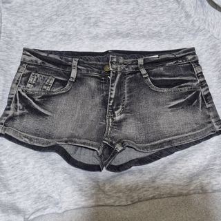 (Category: ) located in . Submitted by djhfk (Listing ID 1413354395, Image 1). Description: .