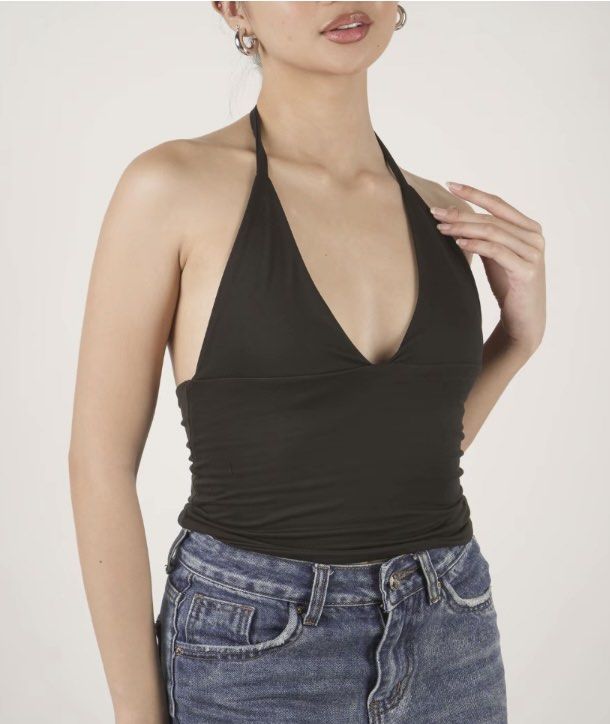 Black Halter Top (Category: Sleeveless) located in Manila. Submitted by decluttersbyn (Listing ID 1413335288, Image 1). Description: .