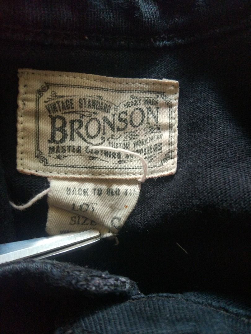 Bronson Black Henley S (Category: Formal Shirts) located in Pasay City. Submitted by denimdude.ph (Listing ID 1413224607, Image 3). Description: .