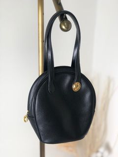 （分類：）位於 。 由 rilishhk 提交（商品編號 1413347836，圖片 1）。簡介： 。