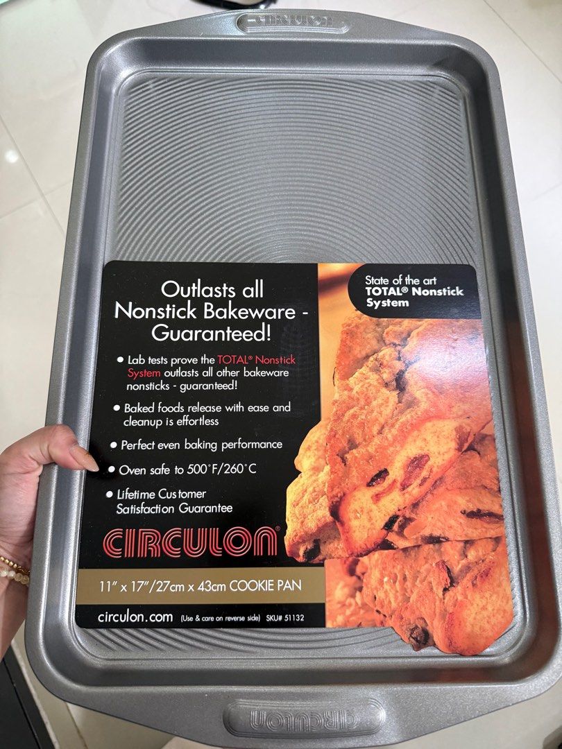 Circulon Cooking Pan (Category: Bakeware) located in Las Pinas. Submitted by prelovedcloset.kath (Listing ID 1413238089, Image 2). Description: Details already in the photo. Unused, brand new. Too big for our oven..