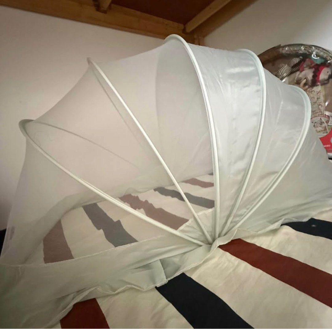 Combi High Chair + Play Mat + Mosquito Net (Category: Other Kids Furniture) located in Antipolo. Submitted by camillevncls (Listing ID 1413352700, Image 3). Description: .