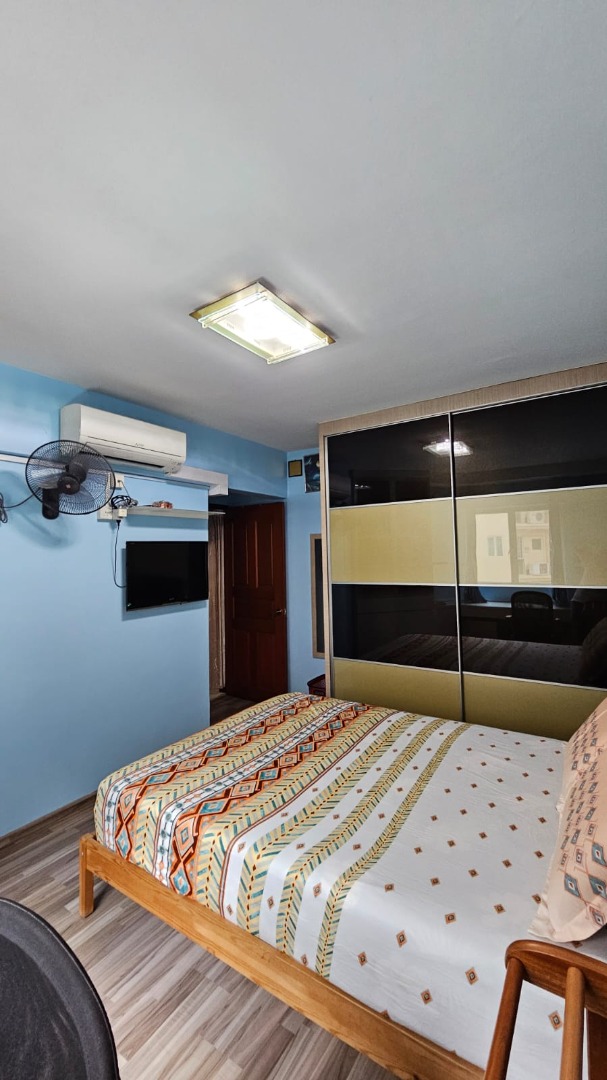 (Category: ) located in . Submitted by fxsuresh (Listing ID 1413424389, Image 1). Description: .